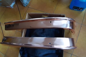 Nárazníky na Škoda 110 R před chromem